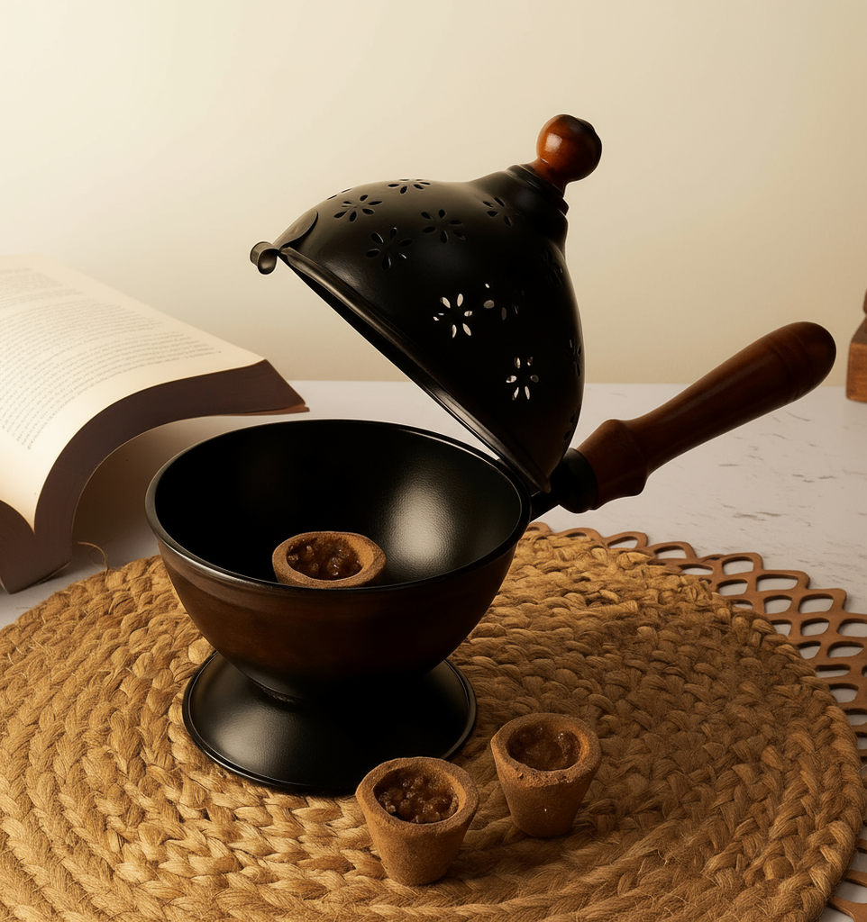 Amrutvayu Black Metal Dhoop Dani with Handle
